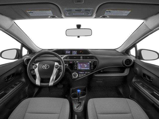 Toyota Prius c 2017 photo 3